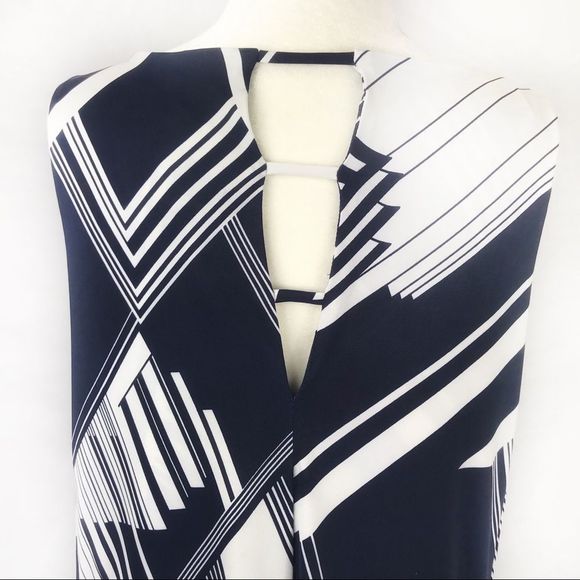 Geometric print v-neck cage back Deep V neck -long - Picture 5 of 8